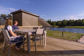 Фото номера Вилла с 3 спальнями Виллы Strandby Villas Käringsund г. Экерё 5